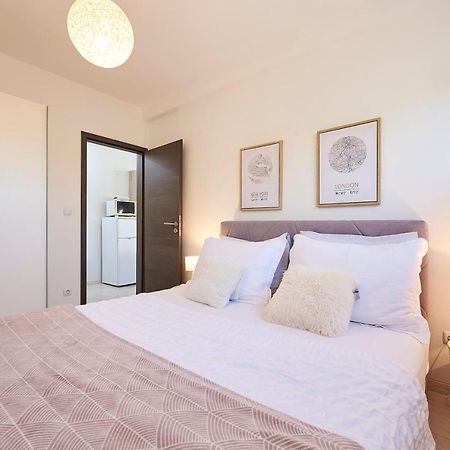 Apartmani Sara I Klara 特罗吉尔 外观 照片