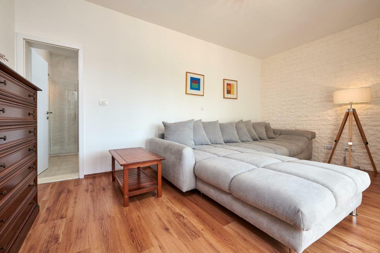 Apartmani Sara I Klara 特罗吉尔 外观 照片