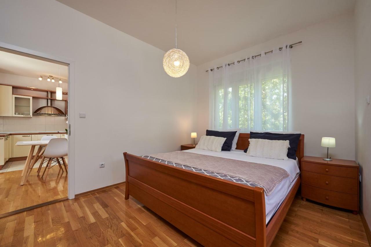 Apartmani Sara I Klara 特罗吉尔 外观 照片
